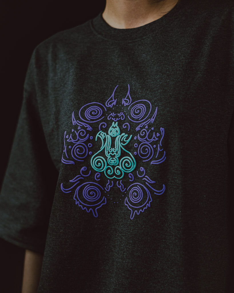 TRIPPY - OVERSIZED TSHIRT